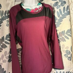 Champion Women's Maroon and Black Long Sleeve Tee